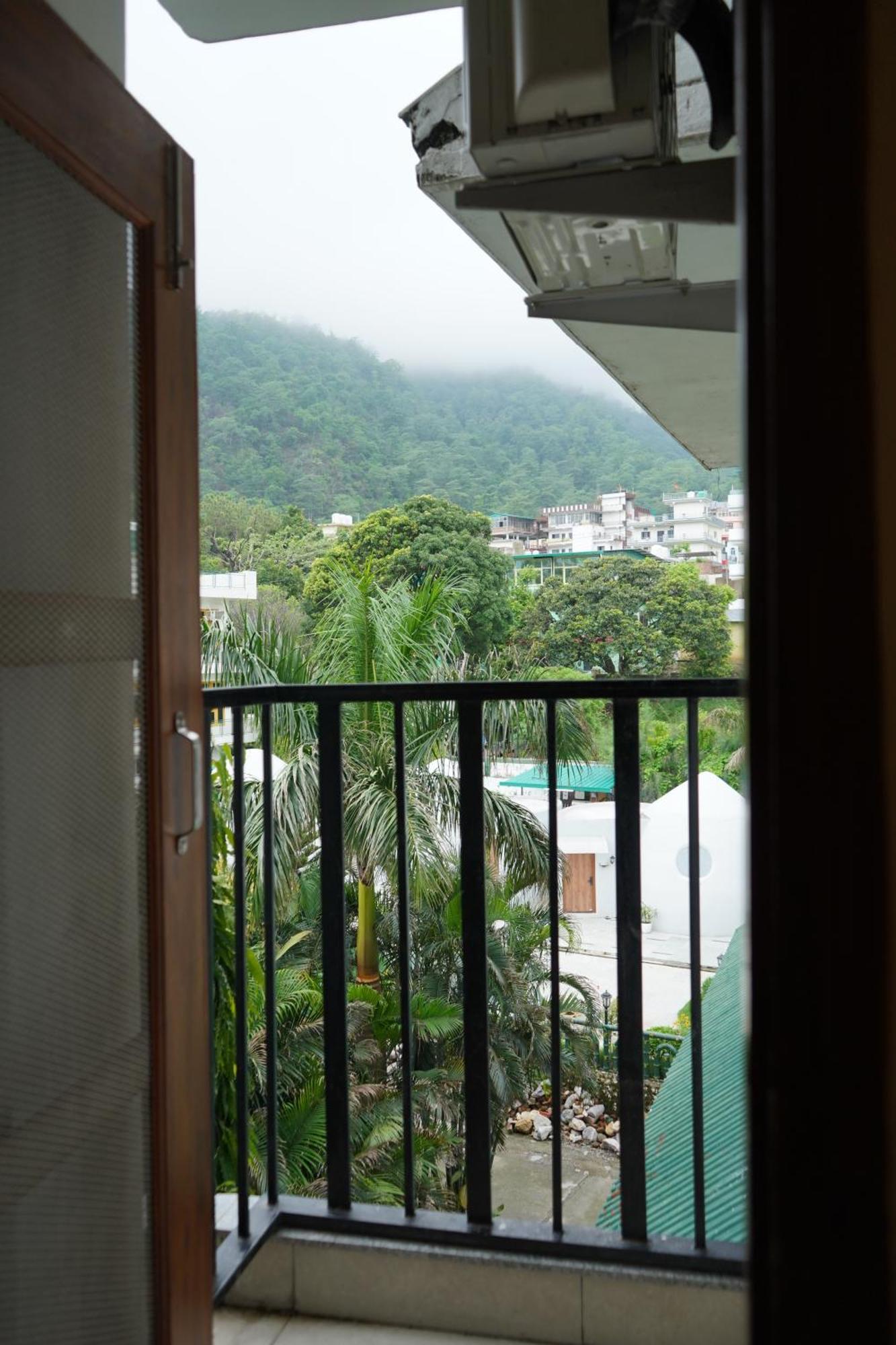 Hotel Namami Tapovan Rishīkesh Buitenkant foto