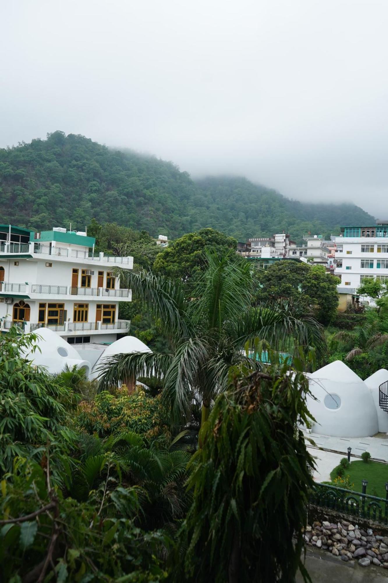 Hotel Namami Tapovan Rishīkesh Buitenkant foto