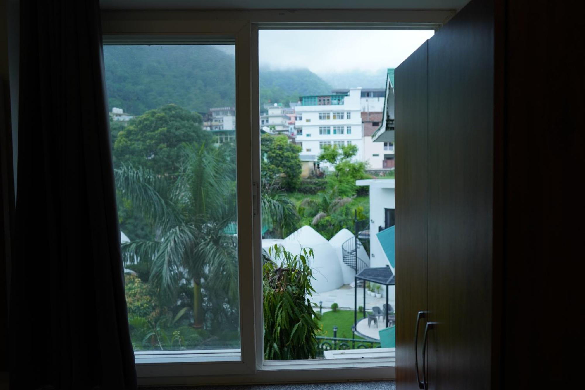 Hotel Namami Tapovan Rishīkesh Buitenkant foto