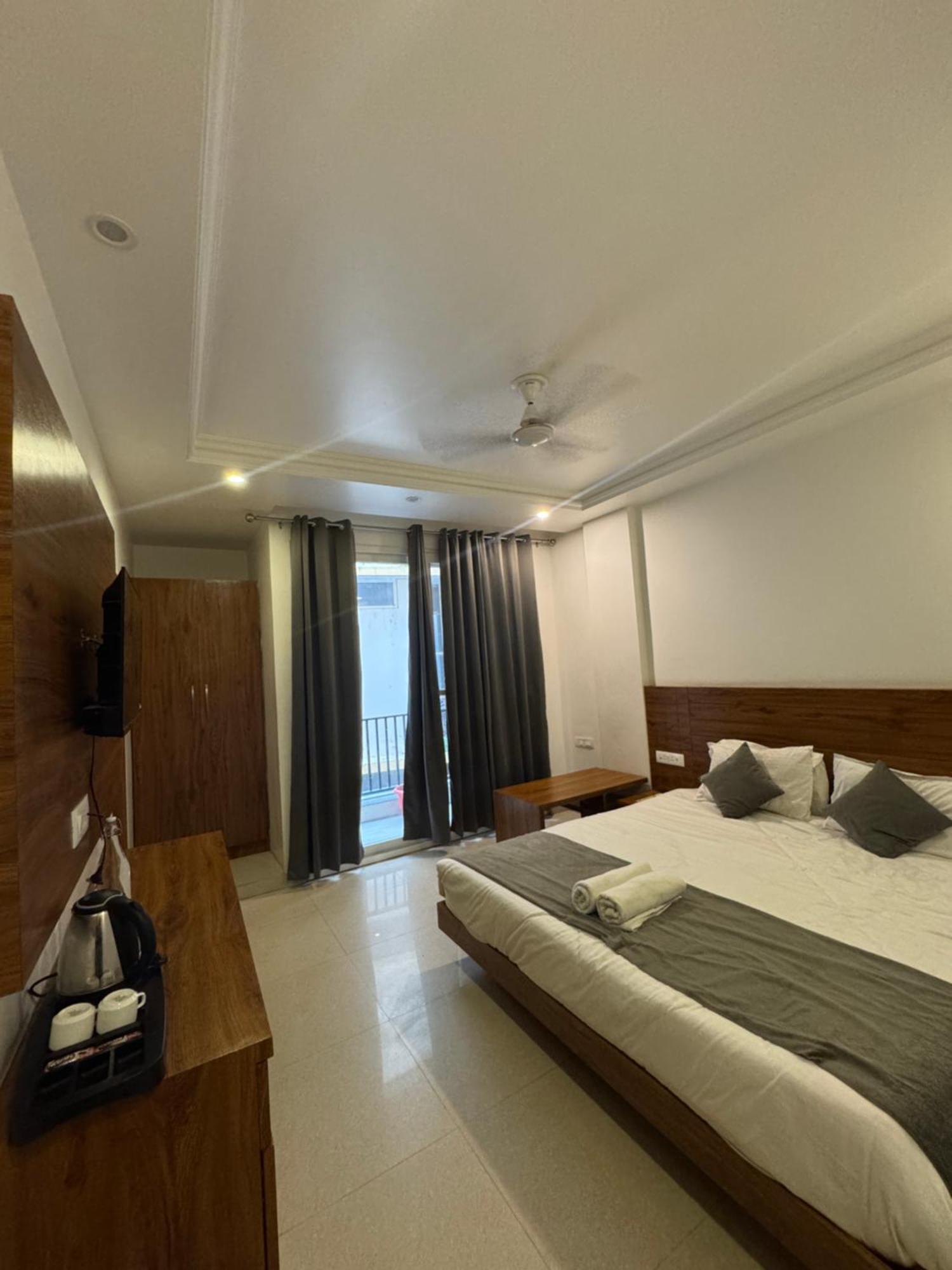 Hotel Namami Tapovan Rishīkesh Buitenkant foto